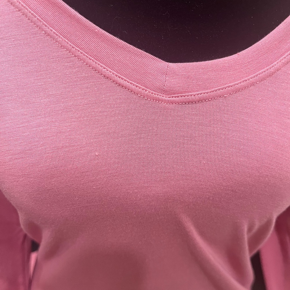 Athleta Pink Long Sleeve V-Neck Top | Size Large | Excellent Condition - Picture 3 of 4